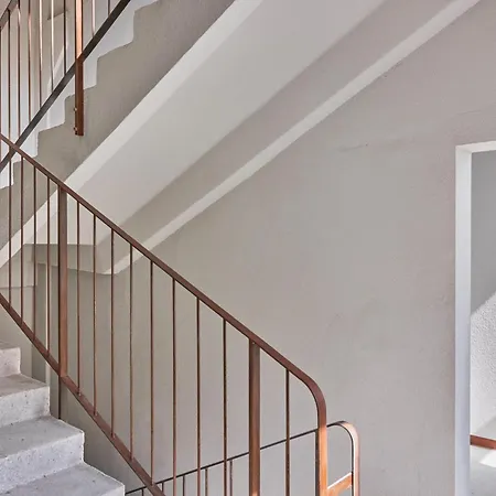Stylish Designer Loft In Vilnius Trendiest District Экстерьер фото