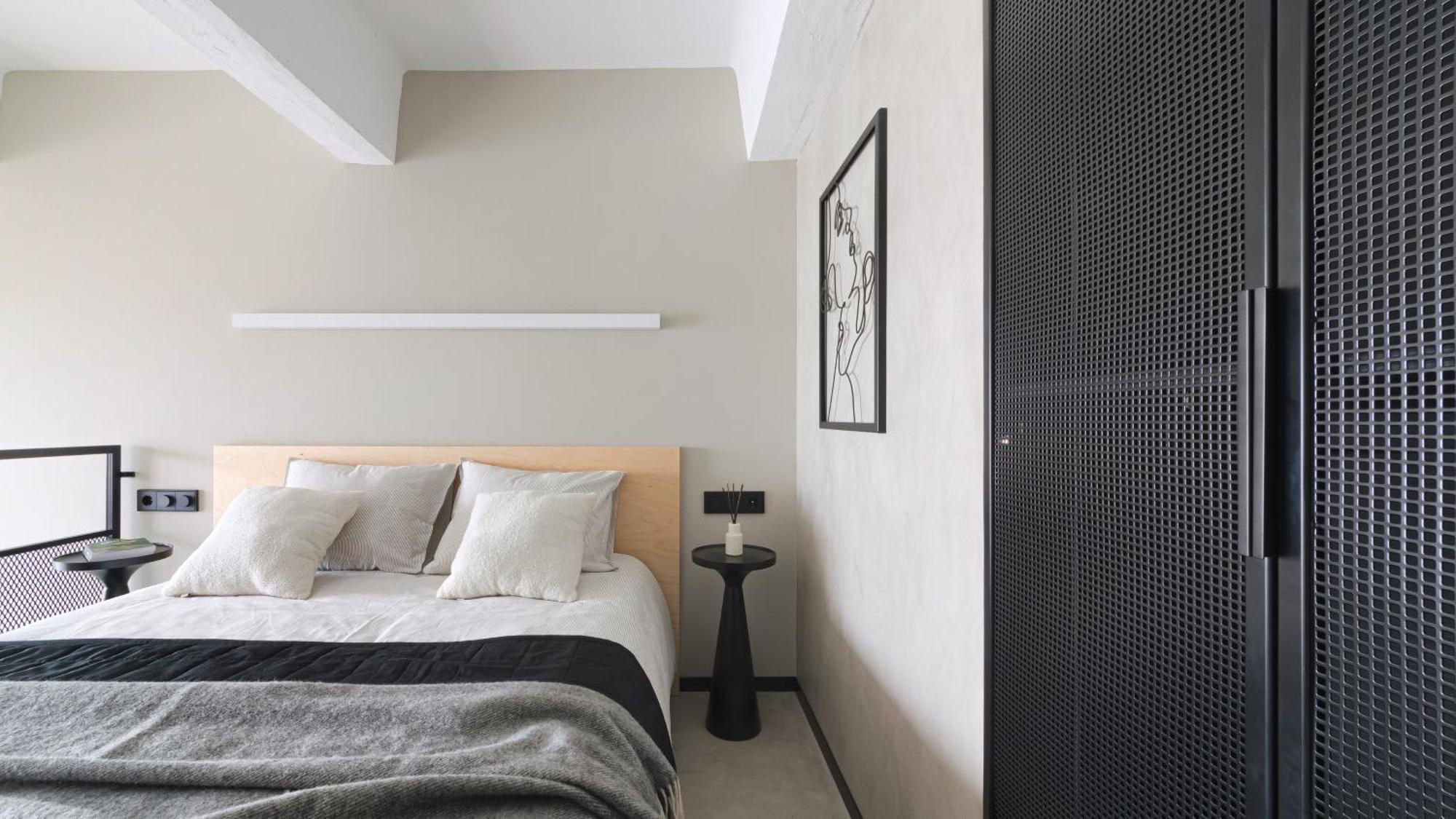 Stylish Designer Loft In Trendiest District Apartament